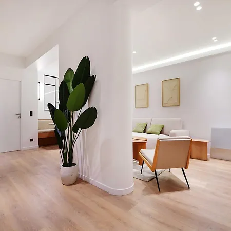 Sumptuous - 2br 6p - Center Of Apartment